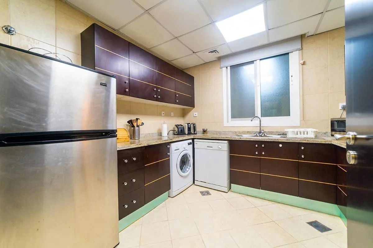 1Br Spacious Apartment In Marina Sail By Pk Holidays Dubai
